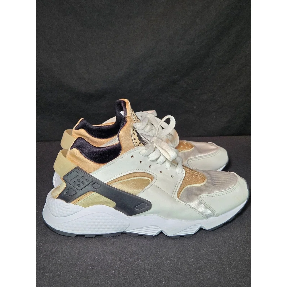 Nike Air Huarache International White Gold Black Men's Shoes‎ Size 7.5